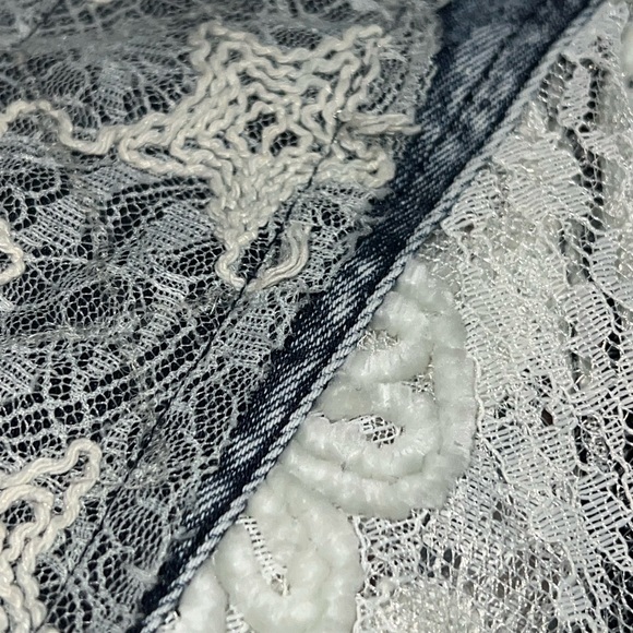 BLUE VELVET lace mix sequin ruffle exaggerated wide leg denim jeans sz LARGE - Picture 7 of 7